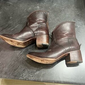 Freebird Peak by Steven Stack Heeled western ankle leather Boots Wm9 boho zip